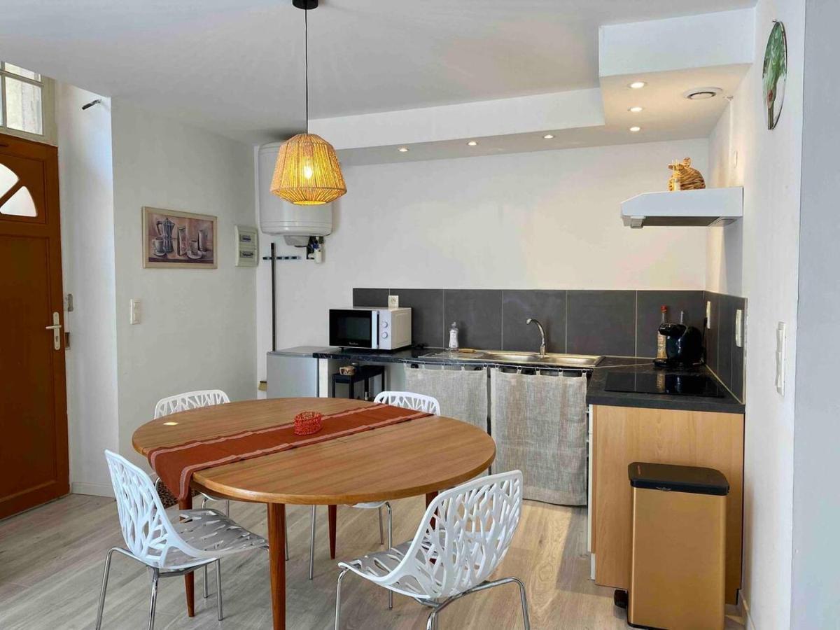 Accueillant Petit T2 Coeur De Centre Ville Lézignan-Corbières Εξωτερικό φωτογραφία