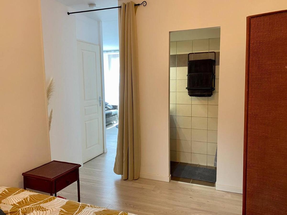 Accueillant Petit T2 Coeur De Centre Ville Lézignan-Corbières Εξωτερικό φωτογραφία