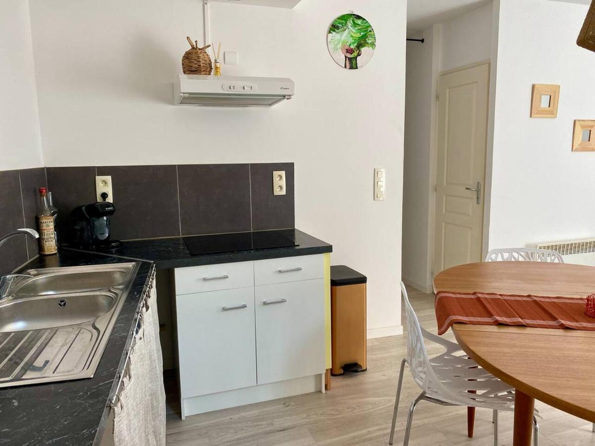 Accueillant Petit T2 Coeur De Centre Ville Lézignan-Corbières Εξωτερικό φωτογραφία