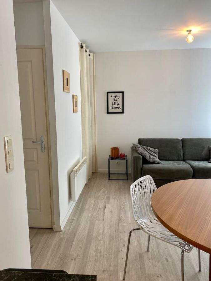 Accueillant Petit T2 Coeur De Centre Ville Lézignan-Corbières Εξωτερικό φωτογραφία
